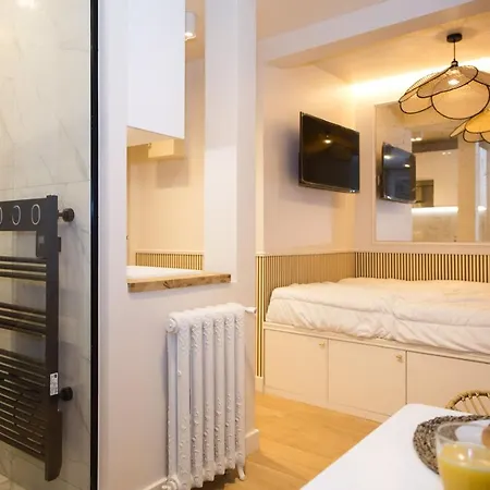 Διαμέρισμα Studio Fonctionnel Et Moderne Place Clichy - 2p *