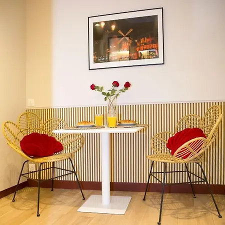 Studio Fonctionnel Et Moderne Place Clichy - 2p