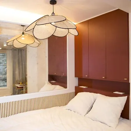 Studio Fonctionnel Et Moderne Place Clichy - 2p